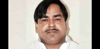 Stay on MP/MLA court’s order granting bail to former UP Minister Gayatri Prajapati